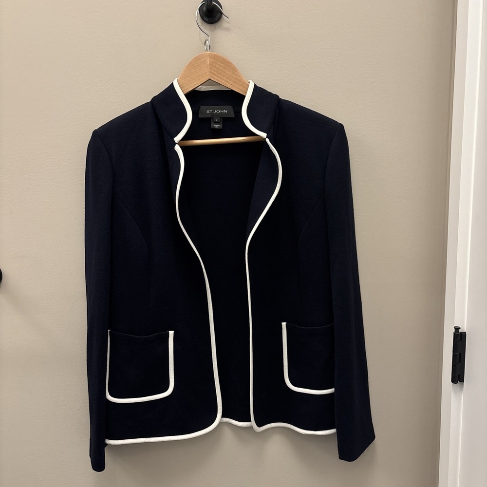 St. John Wool Rayon Silk Knit Blazer Sz 8 Navy White Trim Notched Lapel